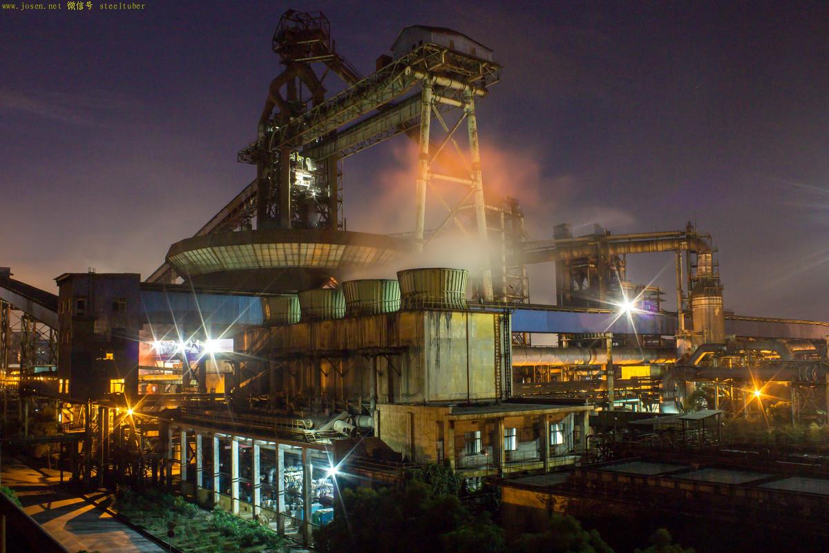 钢厂高炉