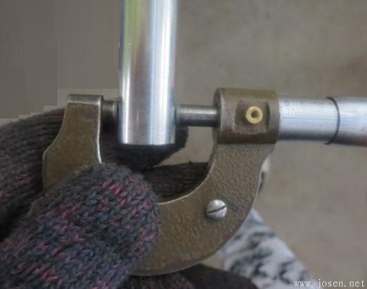 测量钢管的外径