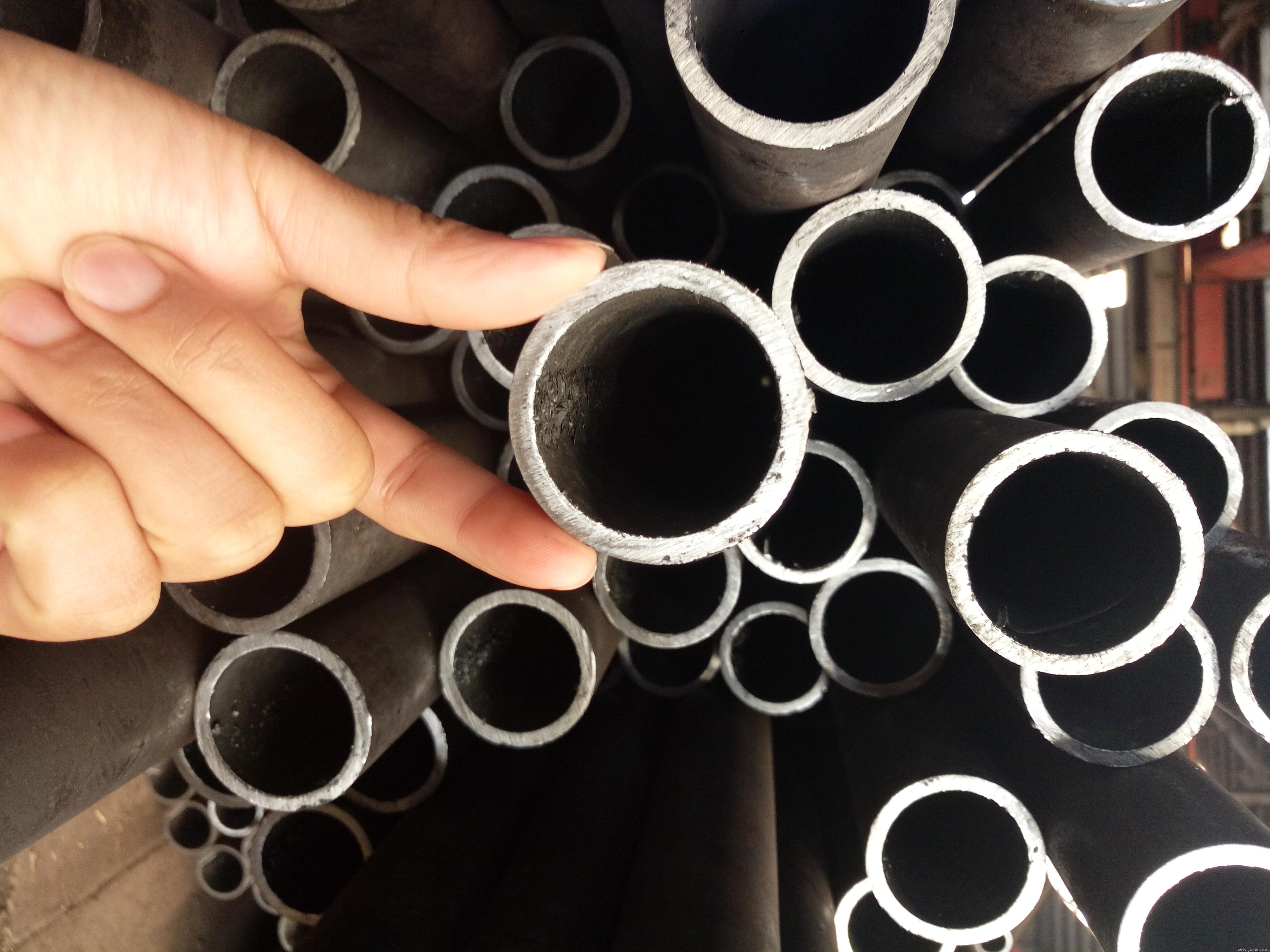 无缝钢管8大缺陷特征及造成原因