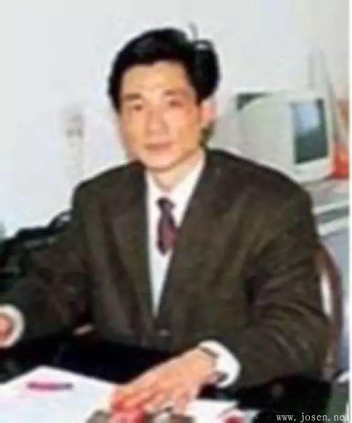 （曾经风华正茂的戴国芳）